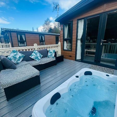 Buttermere Lodge With Hot Tub Barmby on the Moor Exterior foto